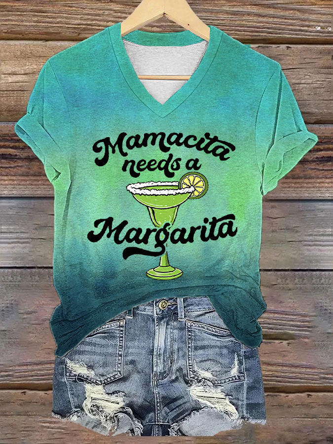 Mamacita de las mujeres necesita una camiseta de manga corta con cuello en V impresa Margarita