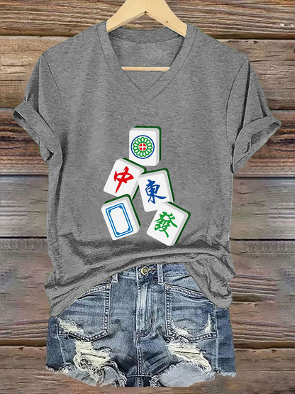 Camiseta con cuello en V It's mahjong time de mujer