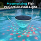 Lampada solare galleggiante per piscina con proiezione di pesci